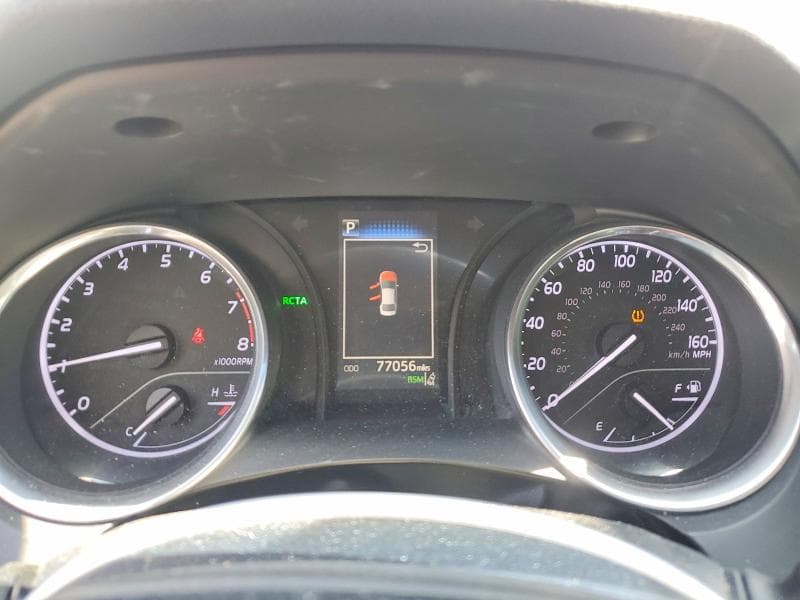 2018 TOYOTA CAMRY SE 9