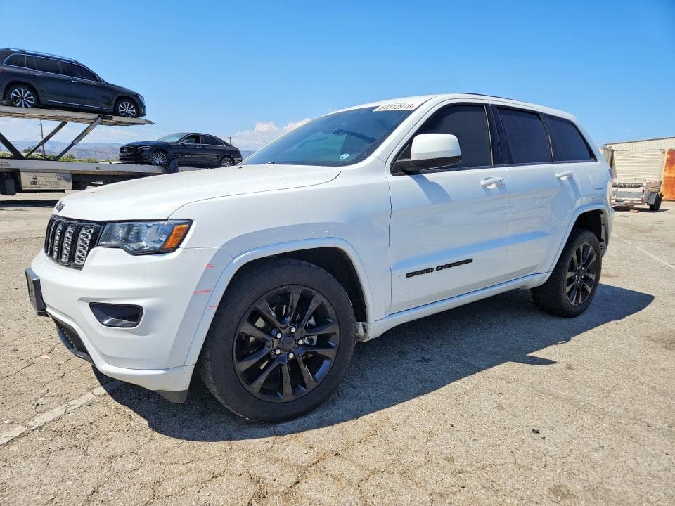 2017 JEEP GRAND CHEROKEE LAREDO - 1