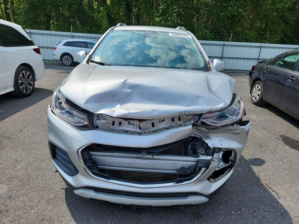 2019 CHEVROLET TRAX 1LT 5