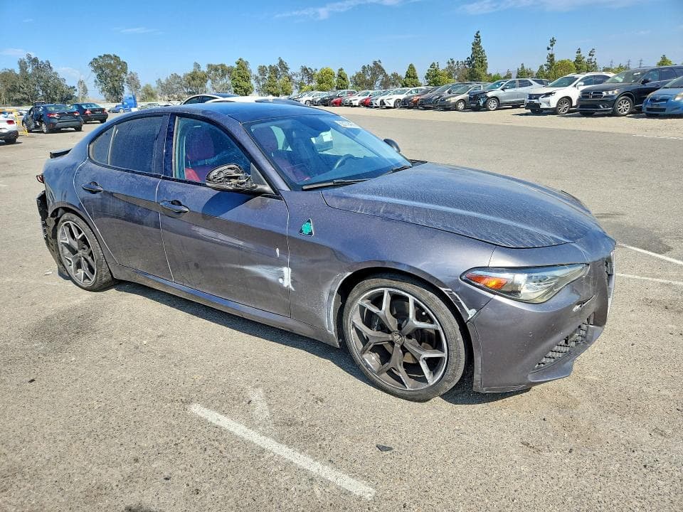 2019 ALFA ROMEO GIULIA 4