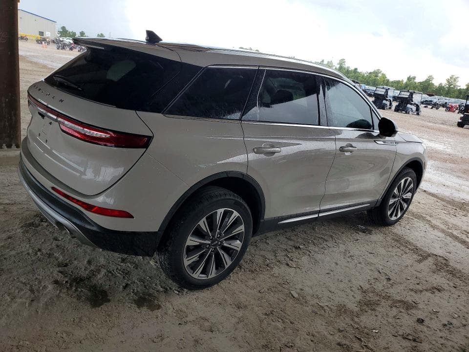 2022 LINCOLN CORSAIR RESERVE 3