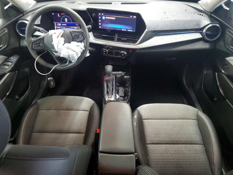 2026 CHEVROLET TRAX 1LT 8