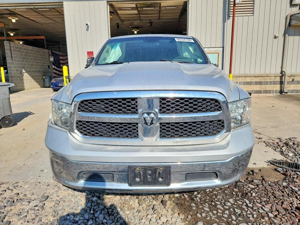 2018 RAM 1500 SLT 5