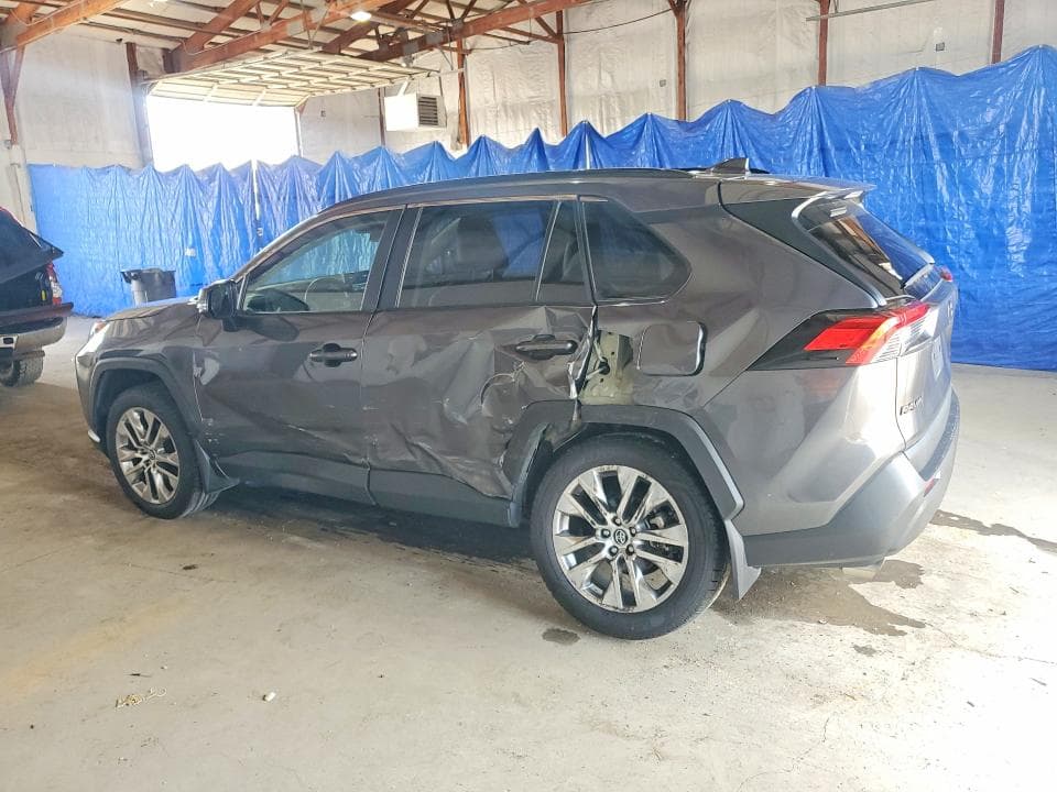 2021 TOYOTA RAV4 XLE PREMIUM 2
