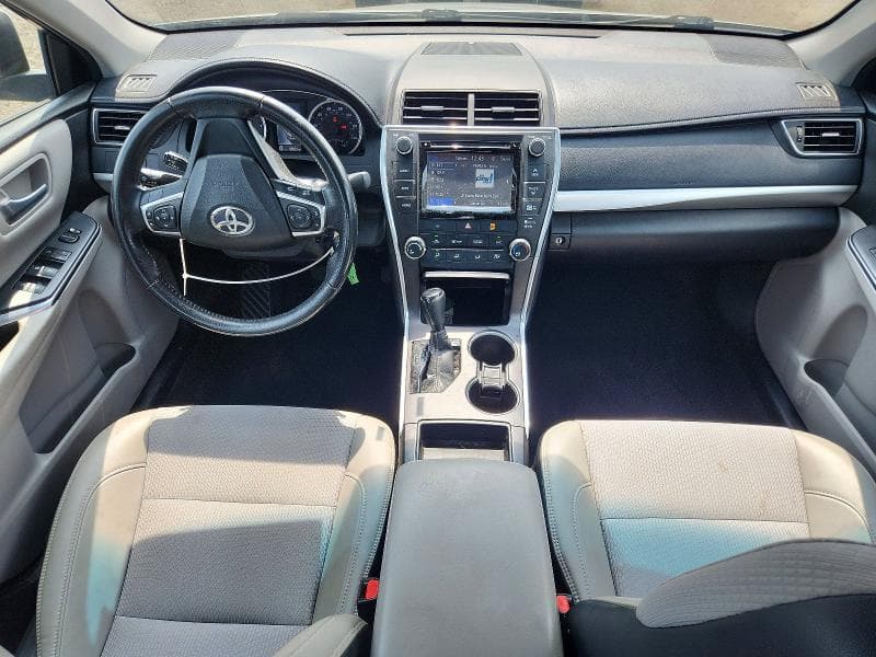 2017 TOYOTA CAMRY SE 8