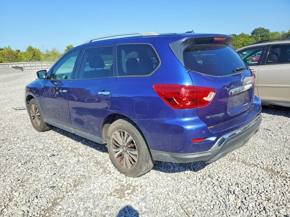 2018 NISSAN PATHFINDER SV 2