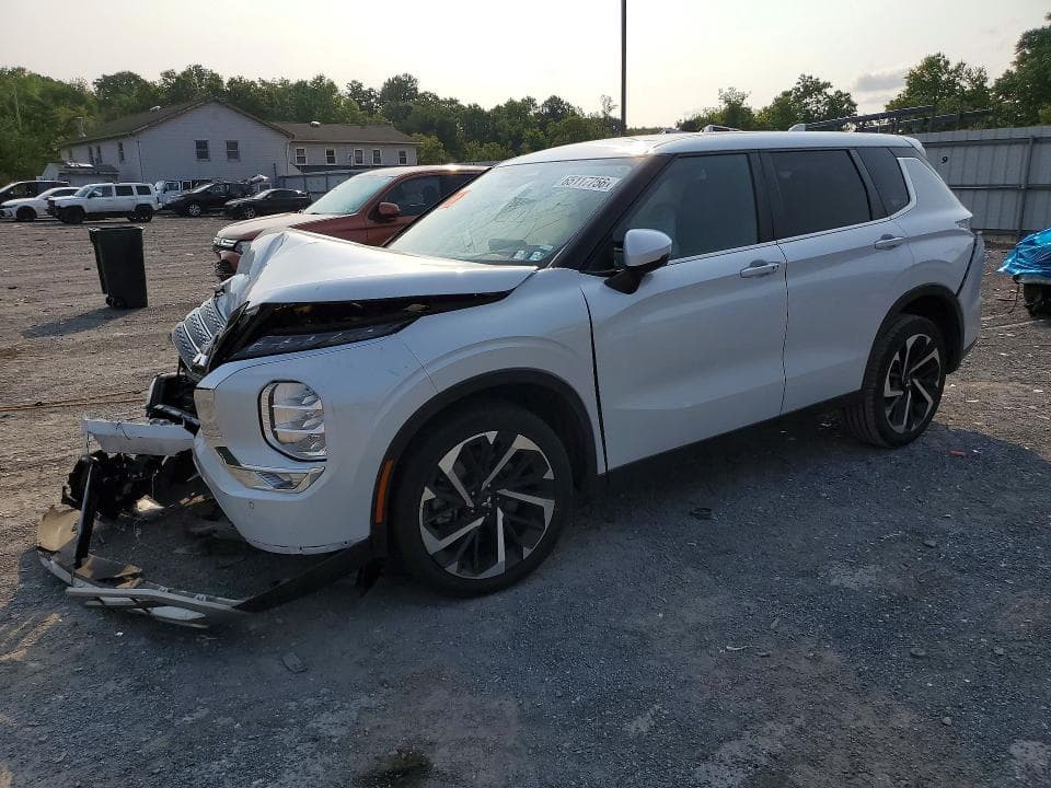 2024 MITSUBISHI OUTLANDER SE - 1