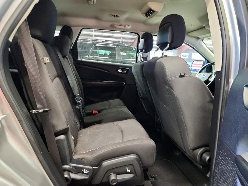 2018 DODGE JOURNEY SE 11