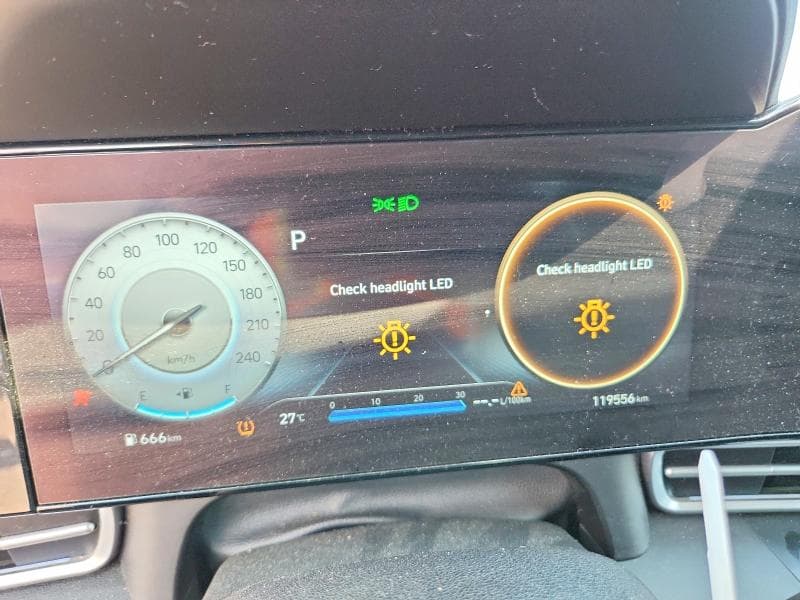 2021 HYUNDAI ELANTRA SEL 9