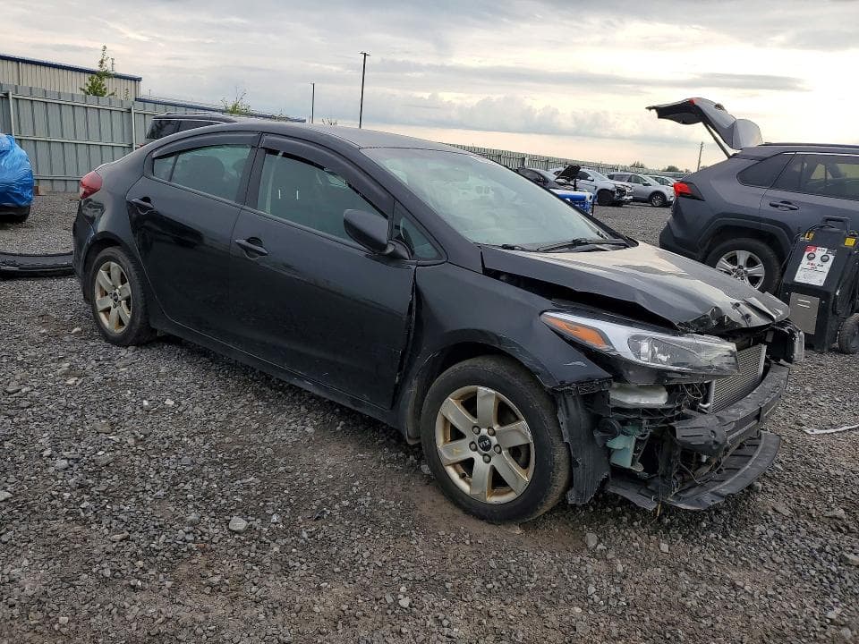 2017 KIA FORTE LX 4