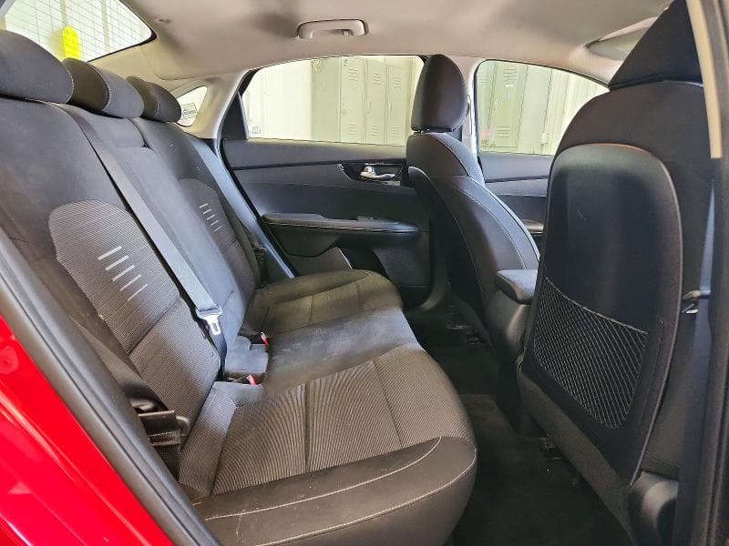 2019 KIA FORTE S 10