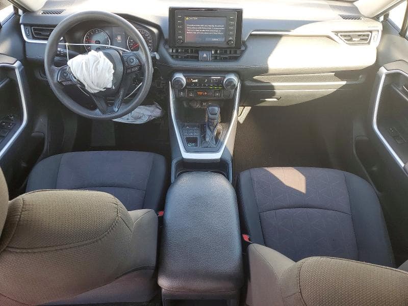 2019 TOYOTA RAV4 LE 8