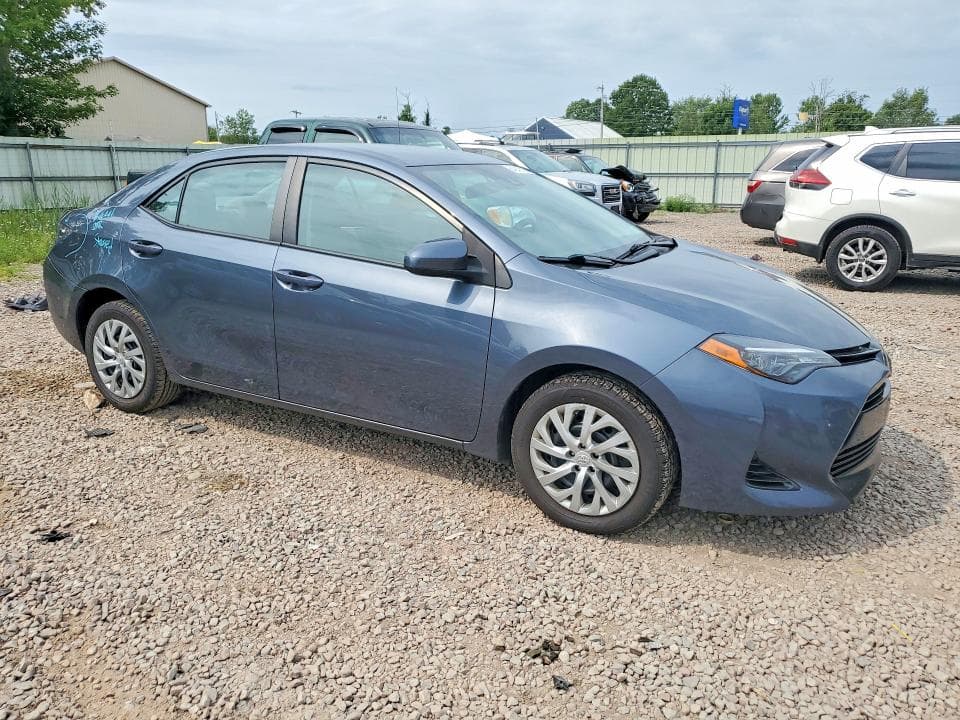 2018 TOYOTA COROLLA LE 4