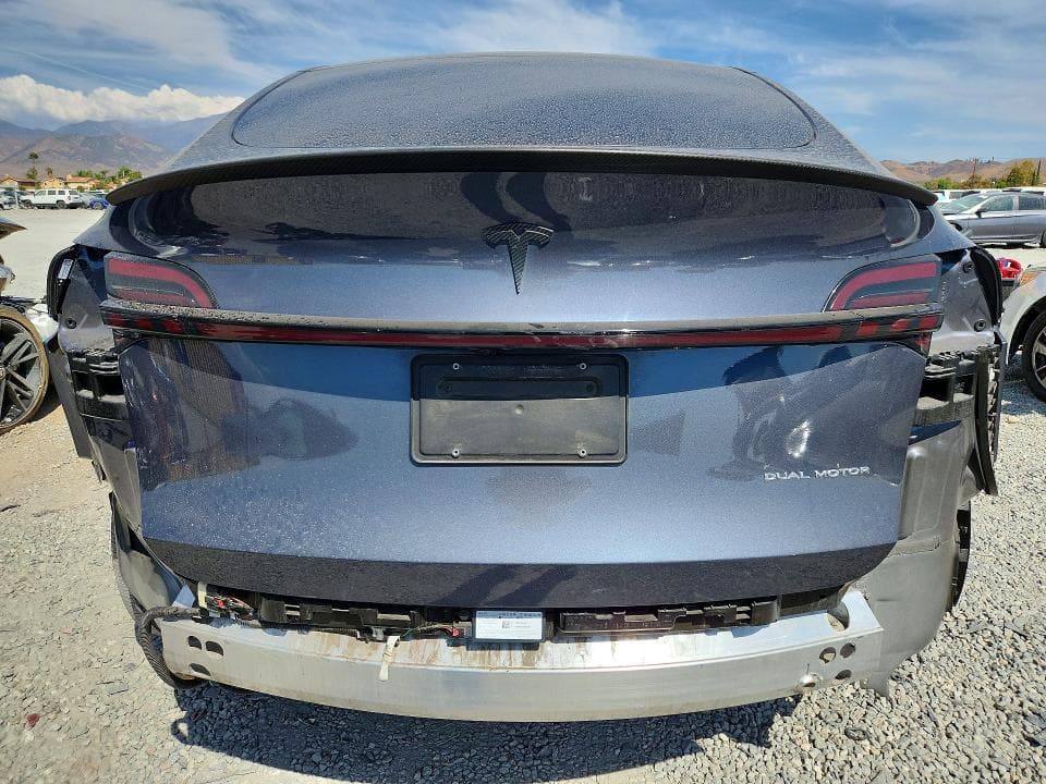 2023 TESLA MODEL Y 6