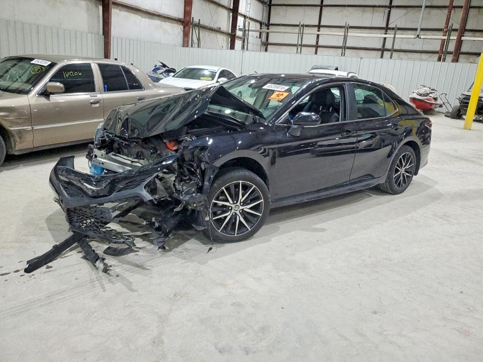 2024 TOYOTA CAMRY SE - 1