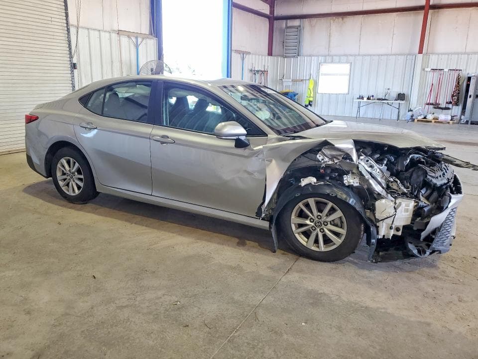 2025 TOYOTA CAMRY LE 4