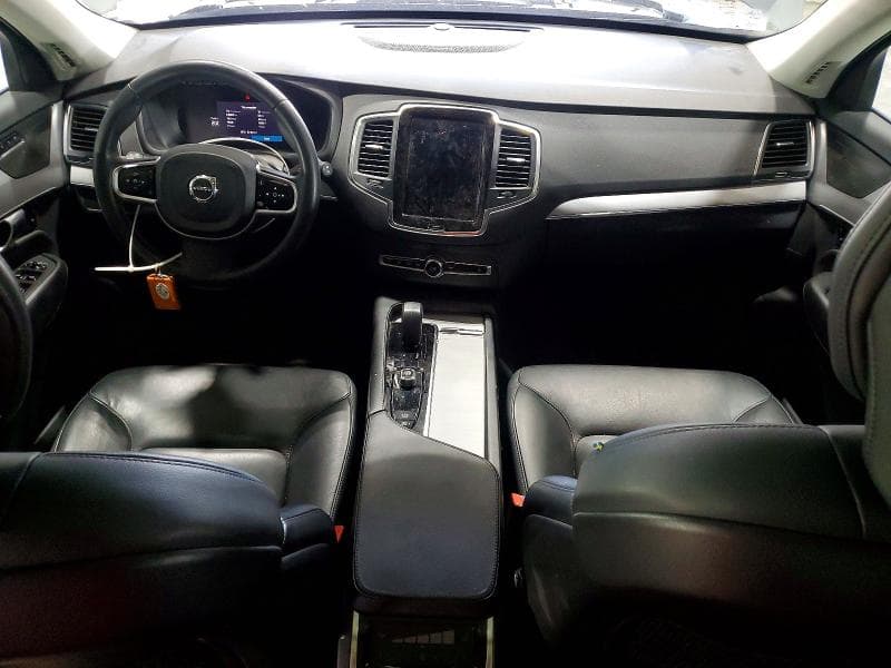 2023 VOLVO XC90 CORE 8