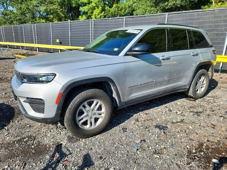 2023 JEEP GRAND CHEROKEE LAREDO - 1