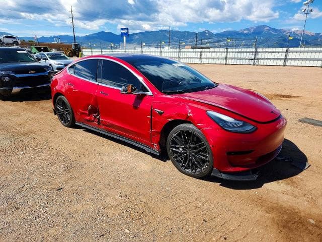 2018 TESLA MODEL 3 4