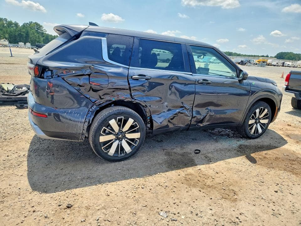 2026 MITSUBISHI OUTLANDER SE 3