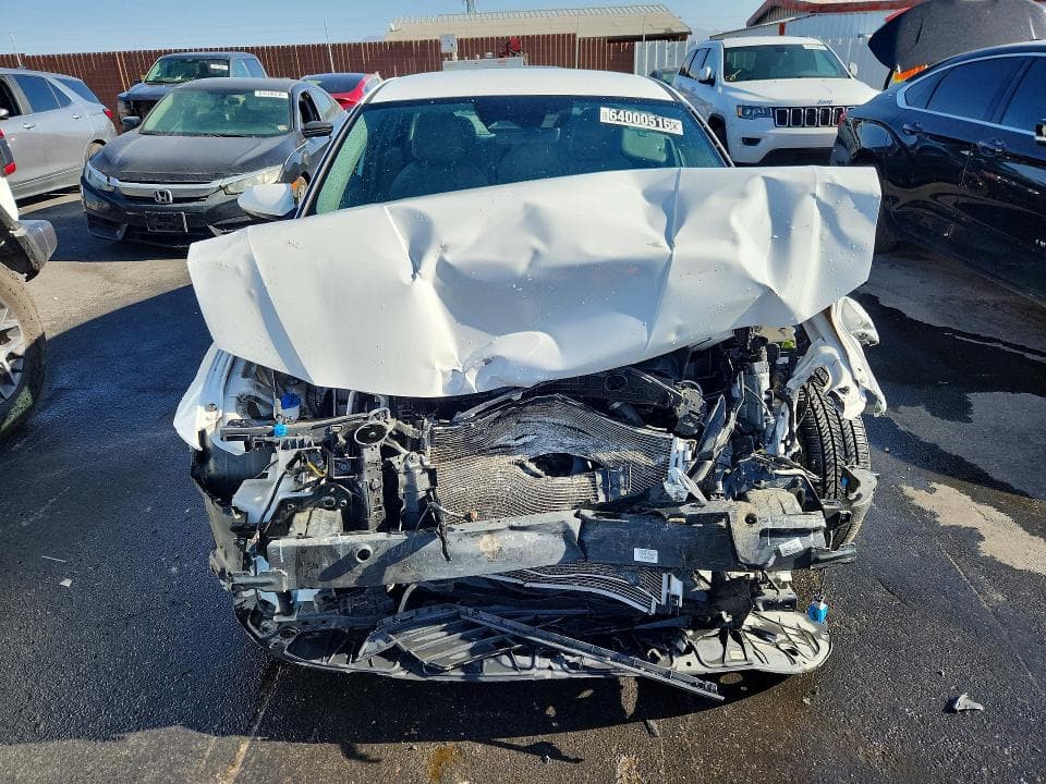 2024 HYUNDAI ELANTRA SEL 5