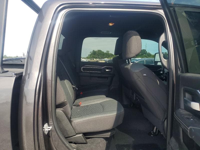 2025 RAM 2500 BIG HORN 10
