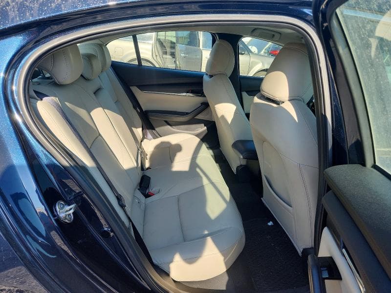 2025 MAZDA 3 PREFERRED 10
