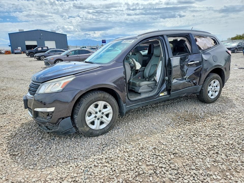 2017 CHEVROLET TRAVERSE LS