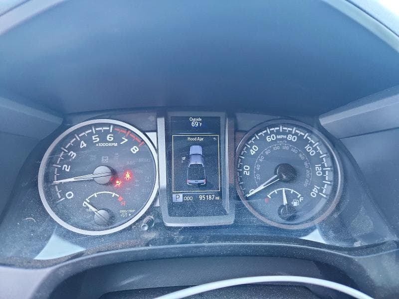 2021 TOYOTA TACOMA TRD SPORT 9
