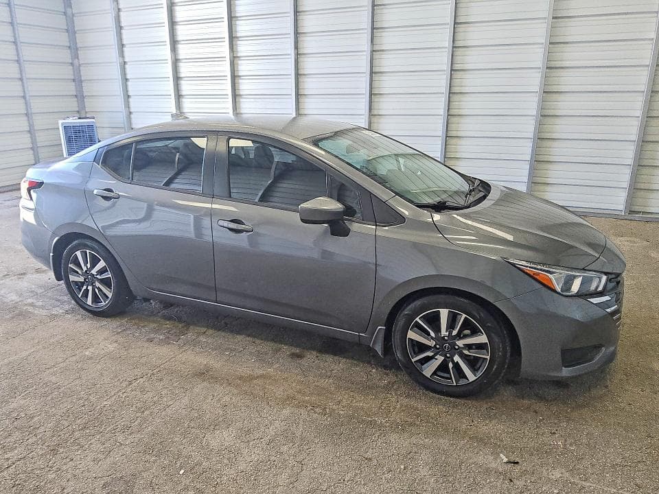2023 NISSAN VERSA SV 4