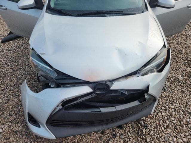 2018 TOYOTA COROLLA LE 11