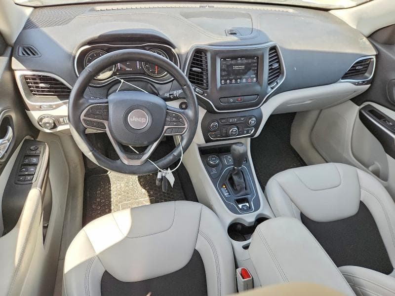 2020 JEEP CHEROKEE LATITUDE PLUS 8