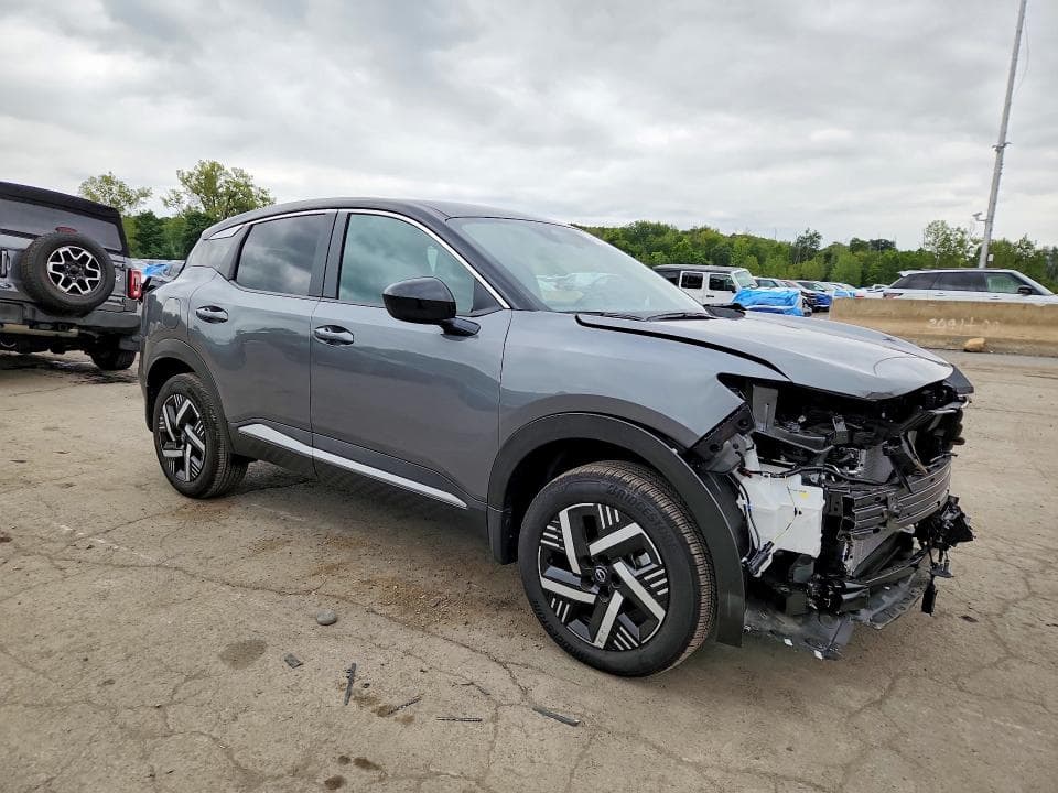 2025 NISSAN KICKS SV 4