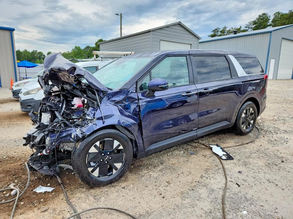 2027 KIA CARNIVAL LXS