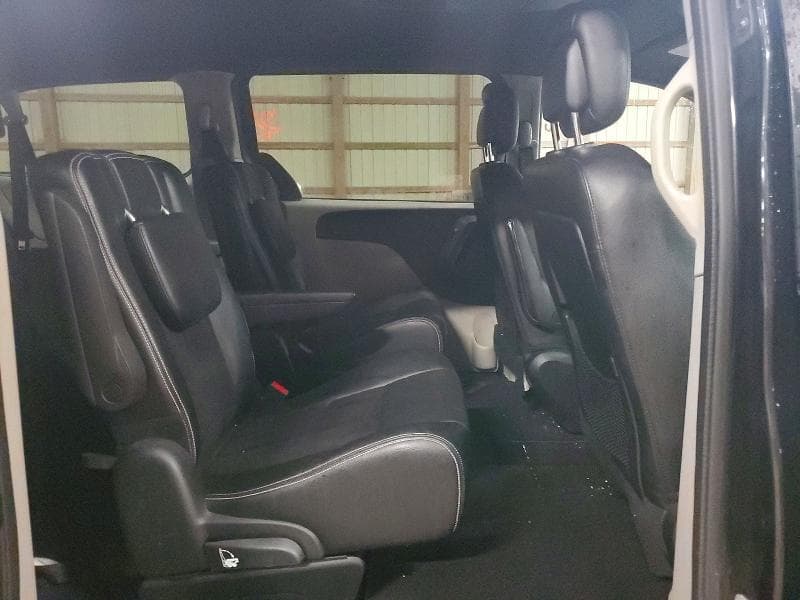 2017 DODGE GRAND CARAVAN SE 11