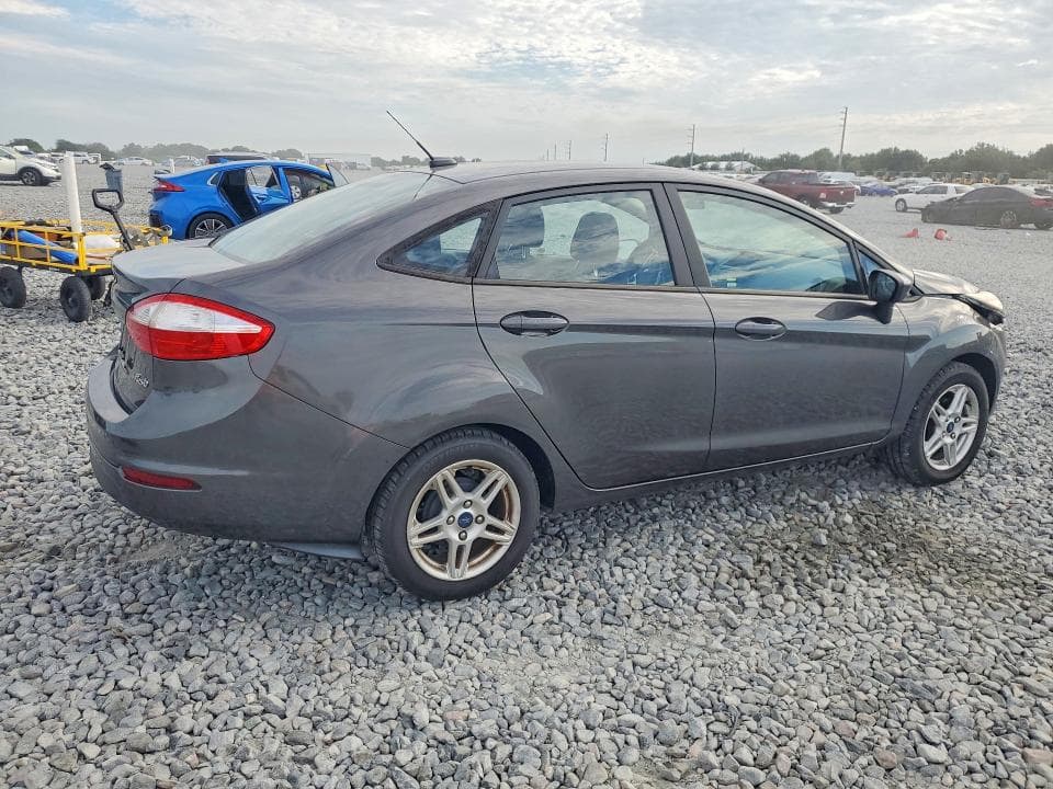 2017 FORD FIESTA SE 3