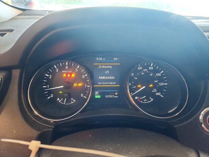 2019 NISSAN ROGUE SL 9
