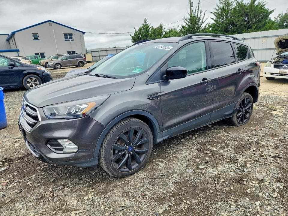 2017 FORD ESCAPE SE - 1