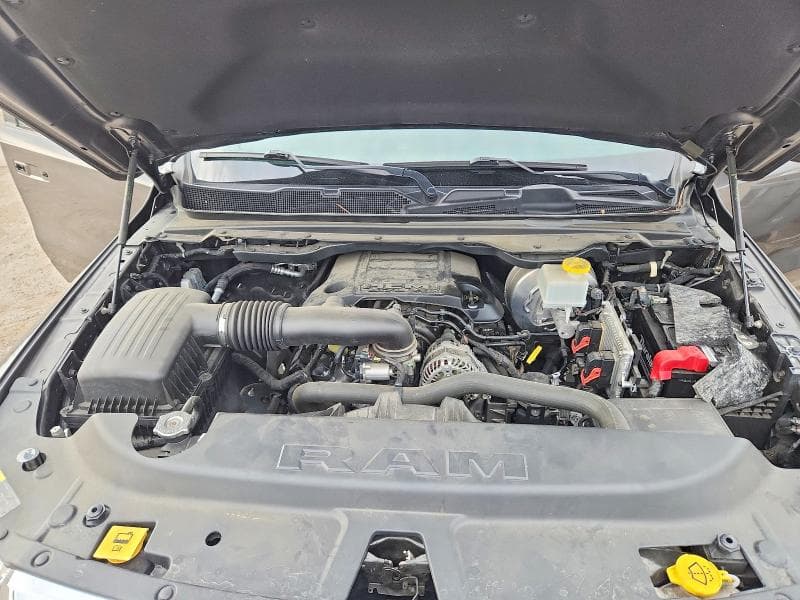 2019 RAM 1500 LARAMIE 11