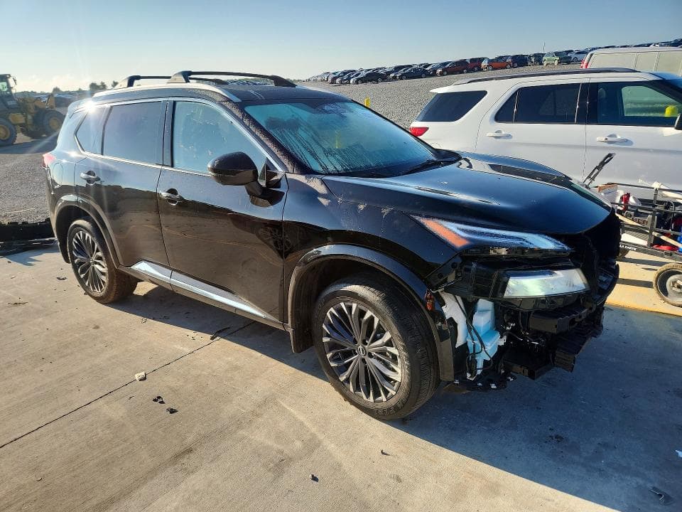 2025 NISSAN ROGUE PLATINUM 4