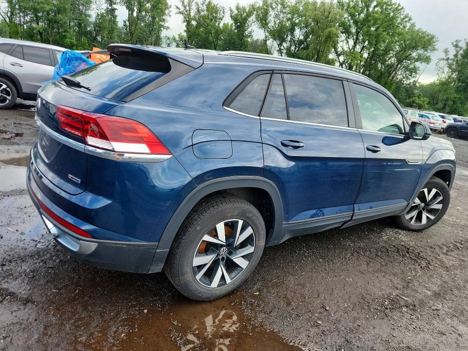 2022 VOLKSWAGEN ATLAS CROSS SPORT SE 3