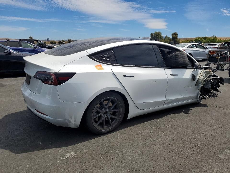 2023 TESLA MODEL 3 3