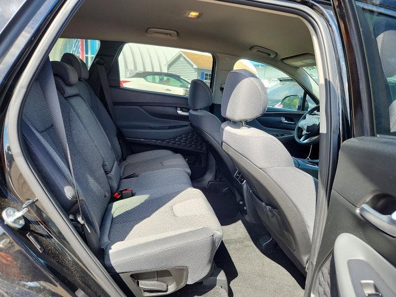 2023 HYUNDAI SANTA FE SE 11