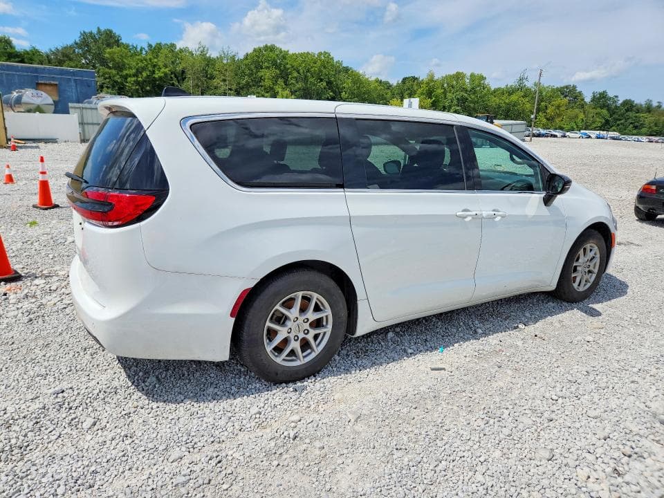 2025 CHRYSLER PACIFICA SELECT 3
