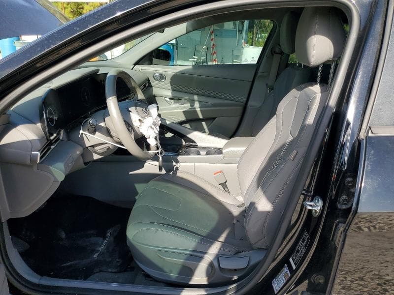 2023 HYUNDAI ELANTRA SEL 7