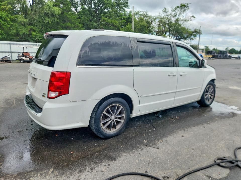 2017 DODGE GRAND CARAVAN SXT 3