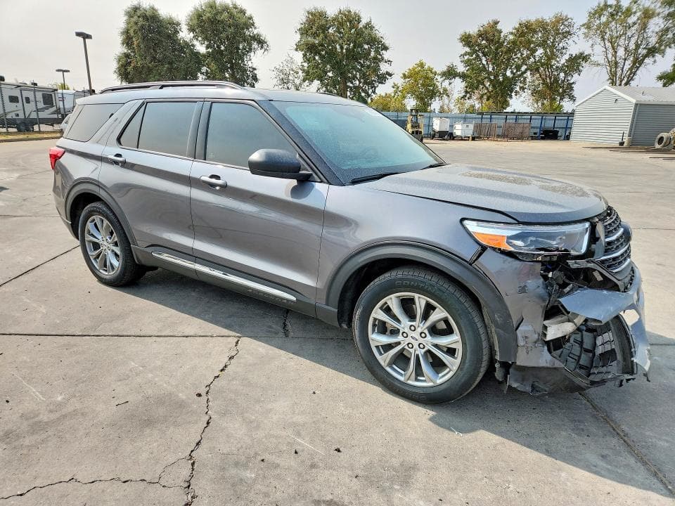 2021 FORD EXPLORER XLT 4