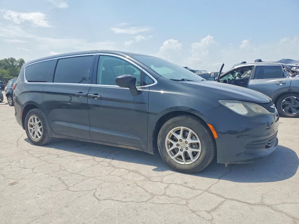 2017 CHRYSLER PACIFICA TOURING 4