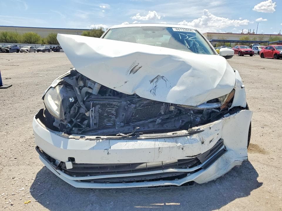 2017 VOLKSWAGEN JETTA SE 5