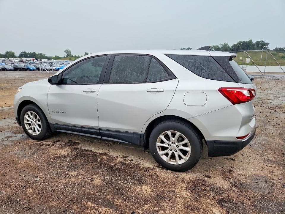 2018 CHEVROLET EQUINOX LS 2